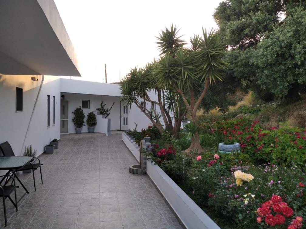 Golden Sun Apartments 로다키노 외부 사진